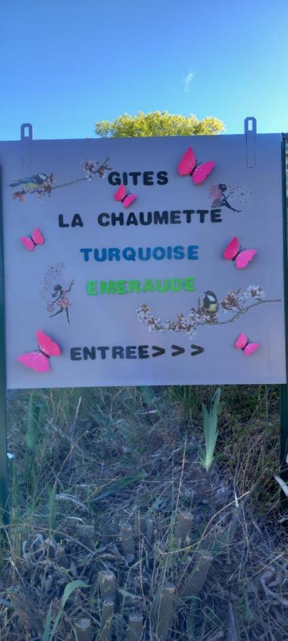Gite La Chaumette Appartement Turquoise Villeneuve-de-Berg Exterior foto